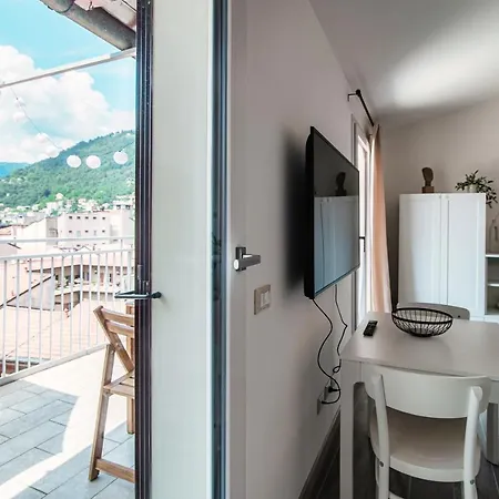 Bonanomi By Quokka 360 - Terrace Duomo View Апартаменты Комо